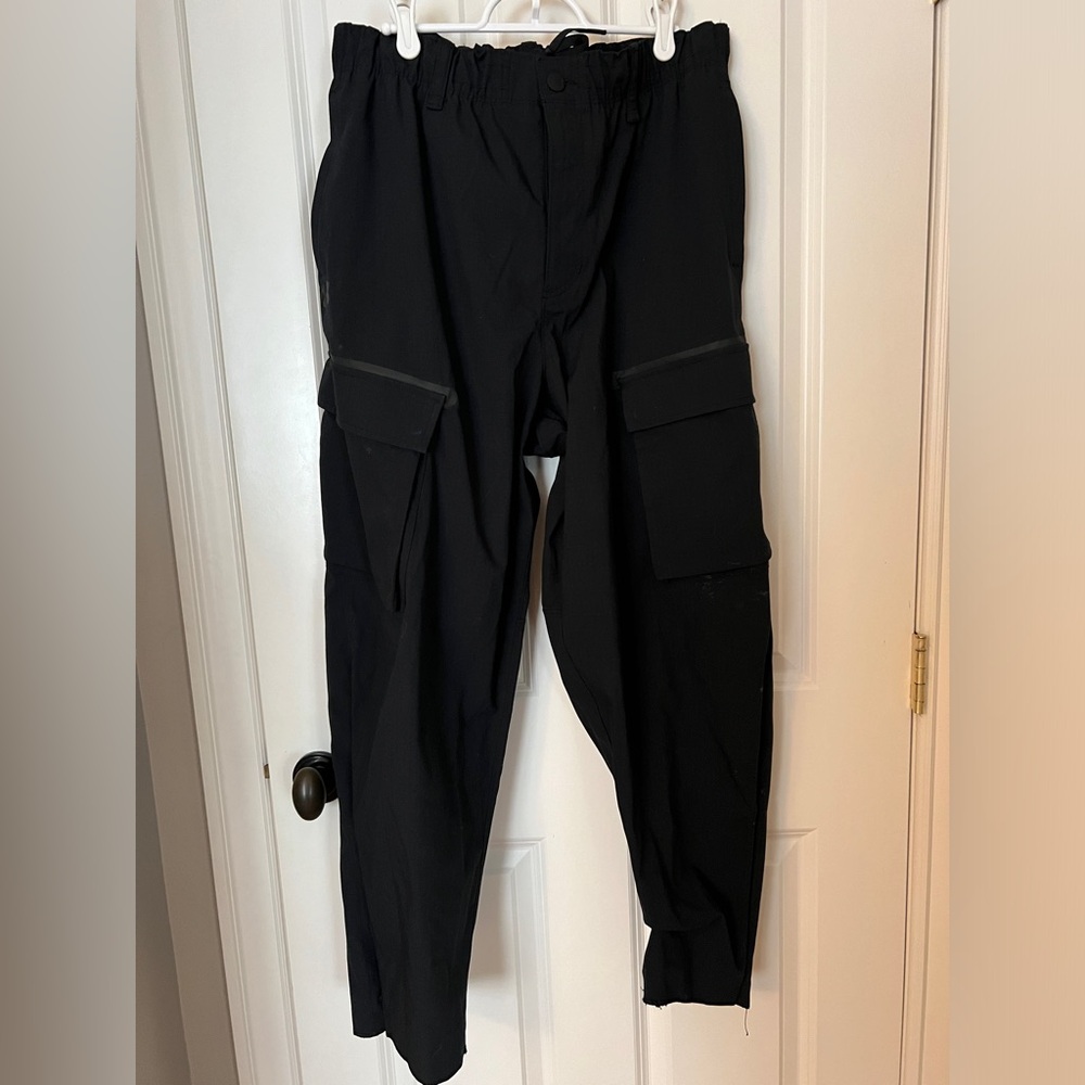 Under Armour Black Cargo Pants